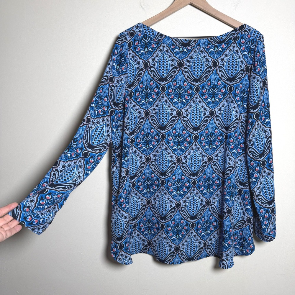 LOFT Womens Blouse M Blue Medallion Boat Neck Long Sleeve Keyhole Office Career